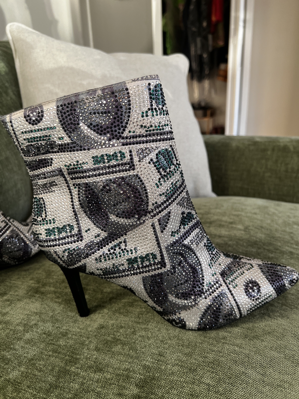 INC All About The Benjamins Heels